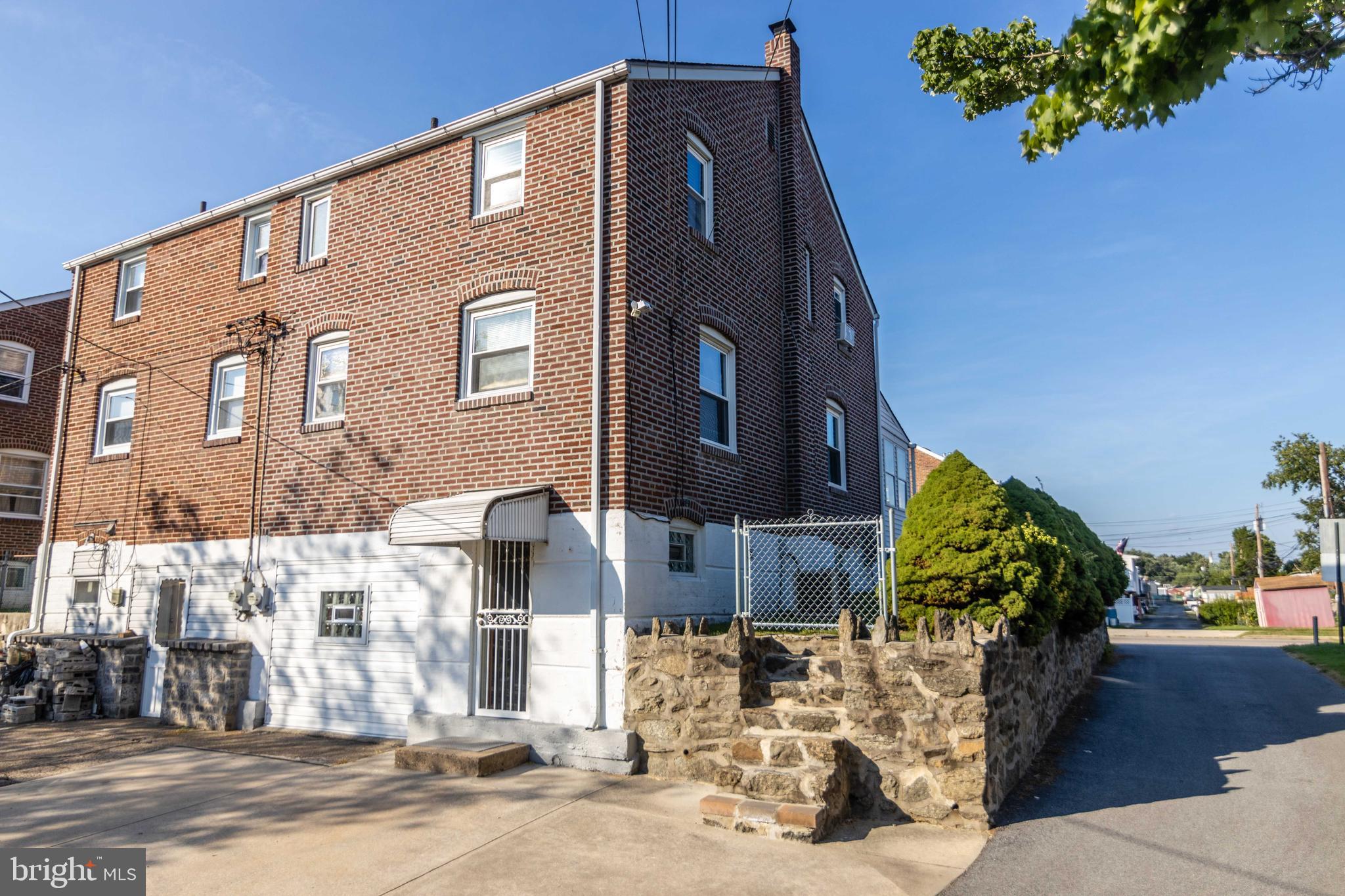 LEEDOM ESTS - Residential