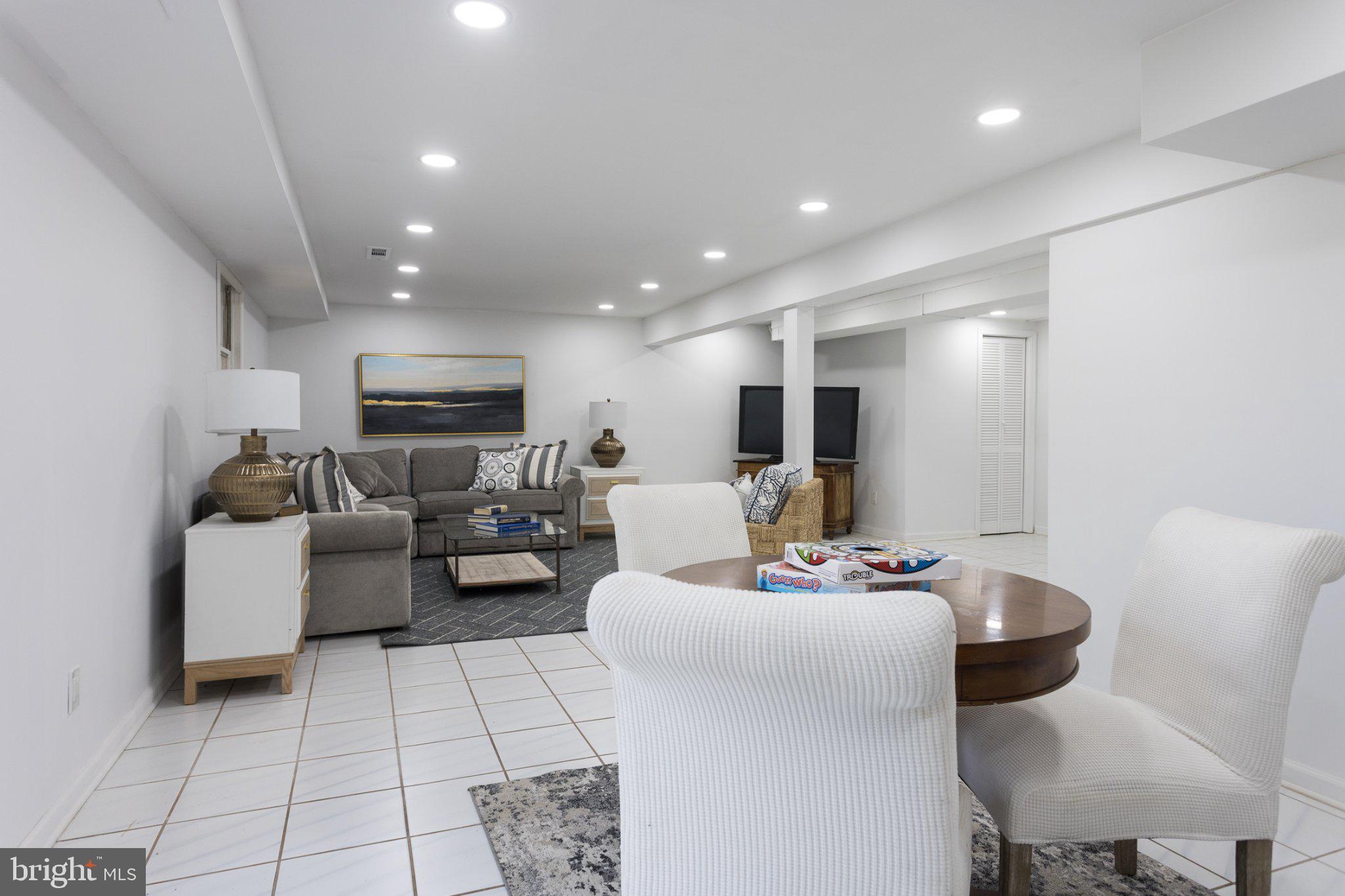 WINDEMERE - Residential