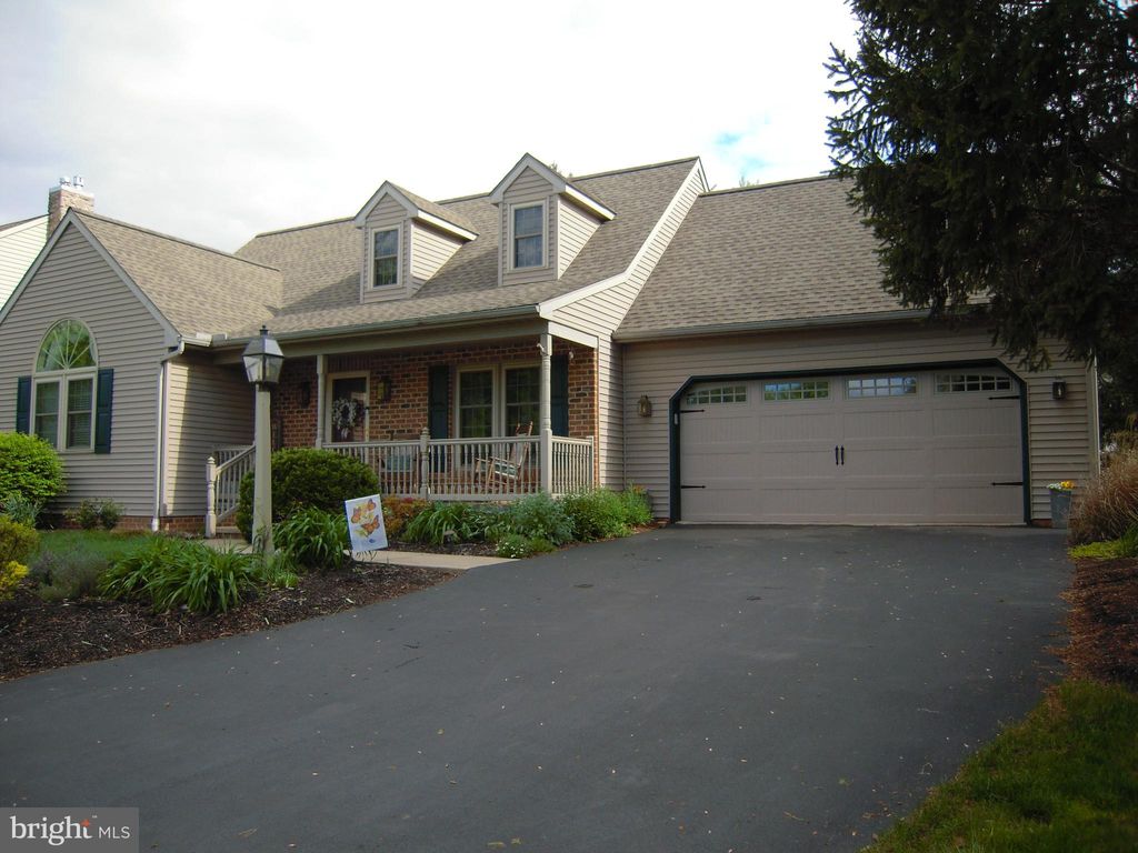 Photo of 111 STRICKLER RUN DR, COLUMBIA, PA 17512 (MLS # PALA2034654)