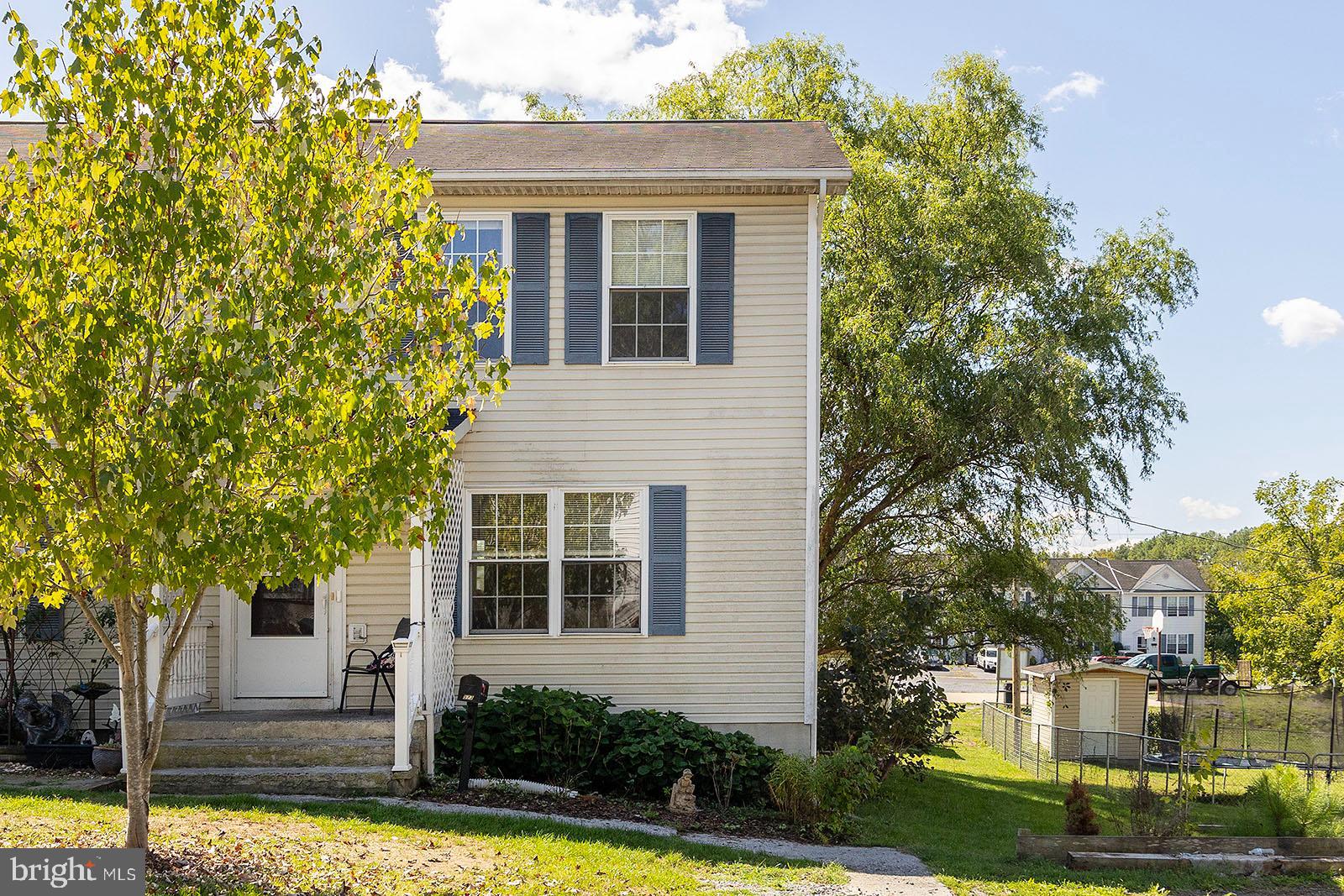 DAVIS STRASBURG - Residential