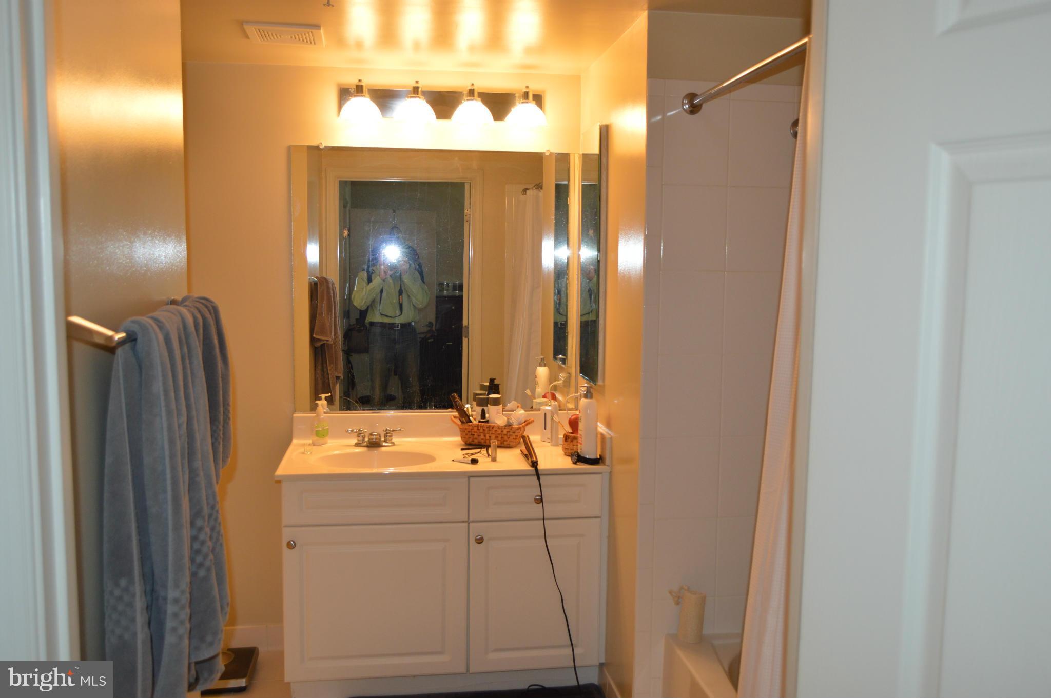 WILTON HOUSE - Residential Lease