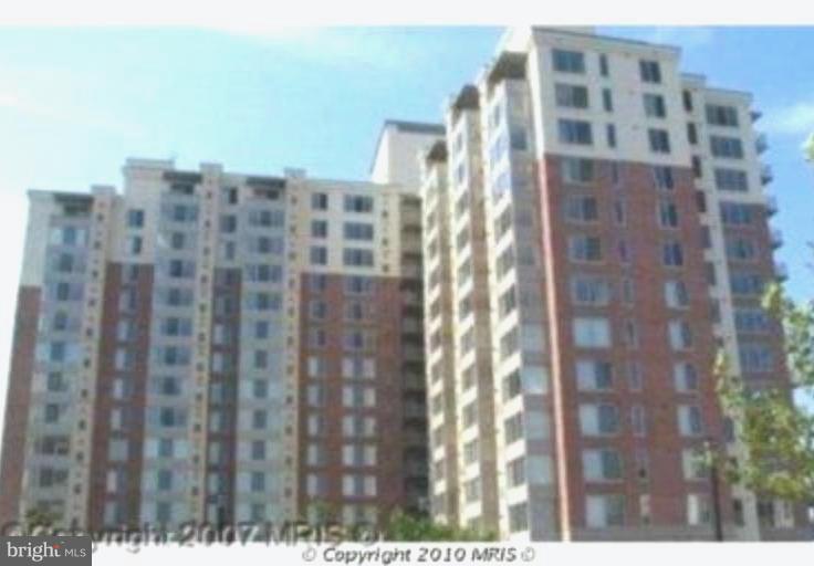 WILTON HOUSE - Residential Lease