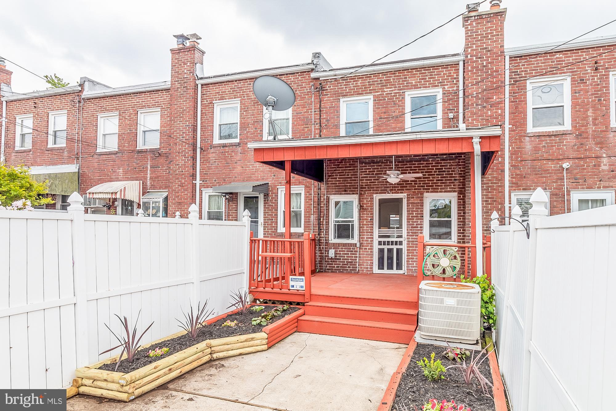 MEDFIELD - Residential