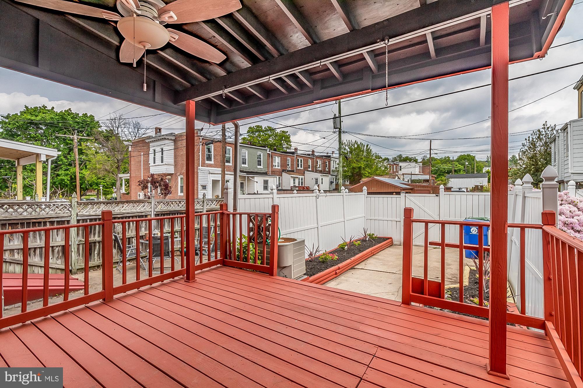 MEDFIELD - Residential