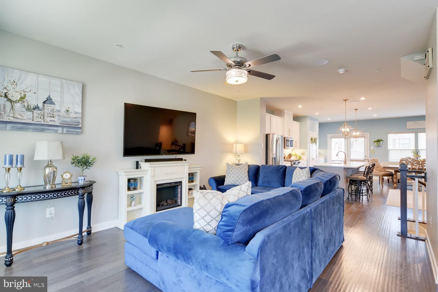 GREENLEIGH AT CROSSROADS - Residential Lease