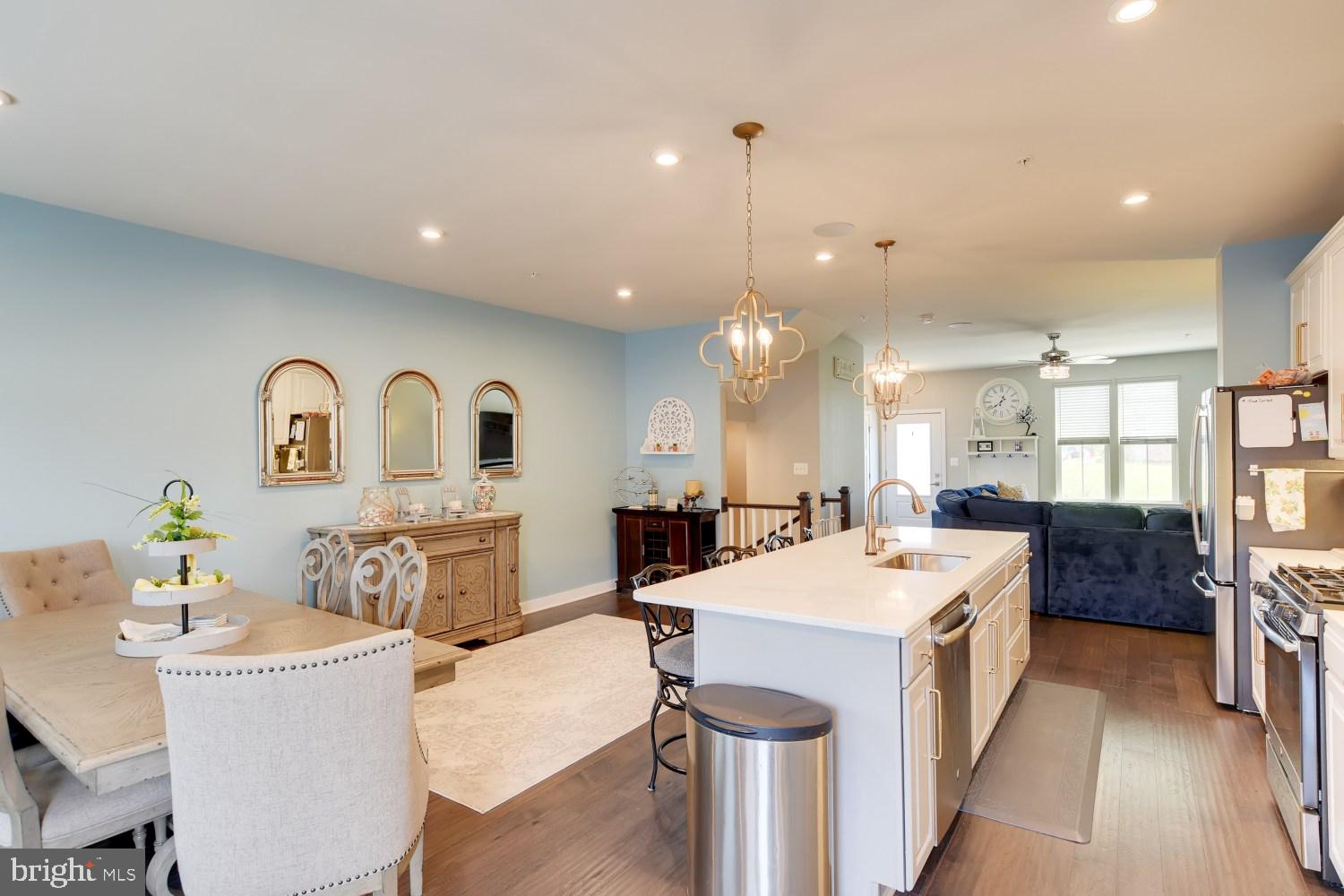 GREENLEIGH AT CROSSROADS - Residential Lease