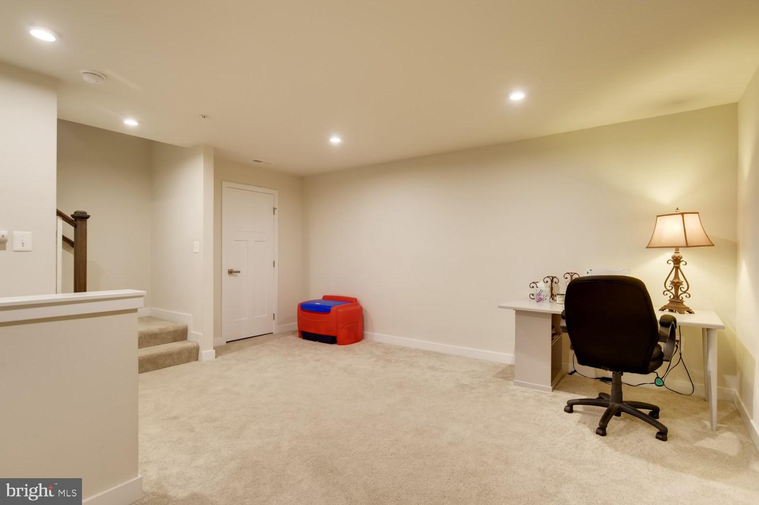 GREENLEIGH AT CROSSROADS - Residential Lease