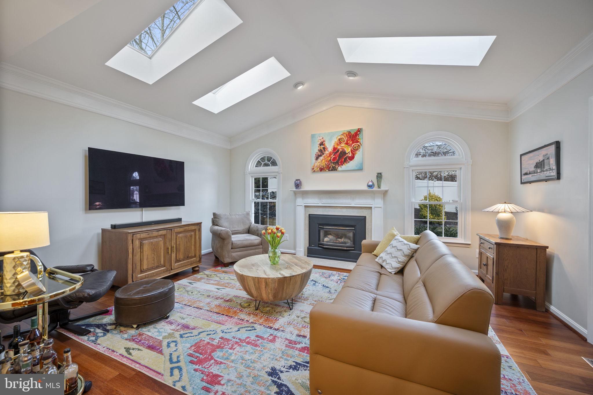 PERRY HALL - Residential