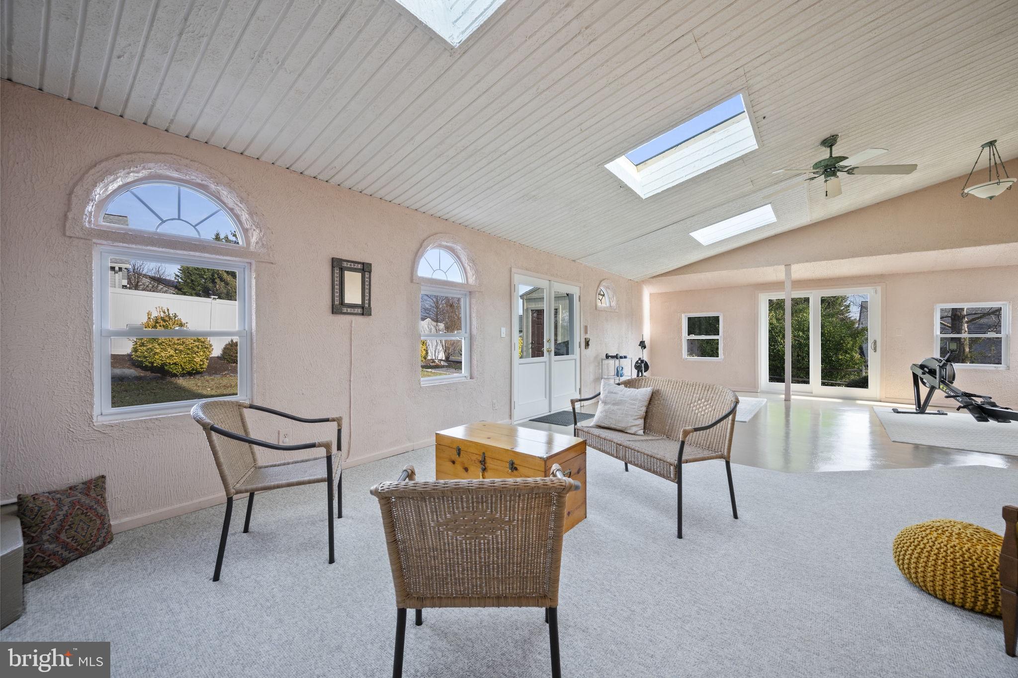 PERRY HALL - Residential