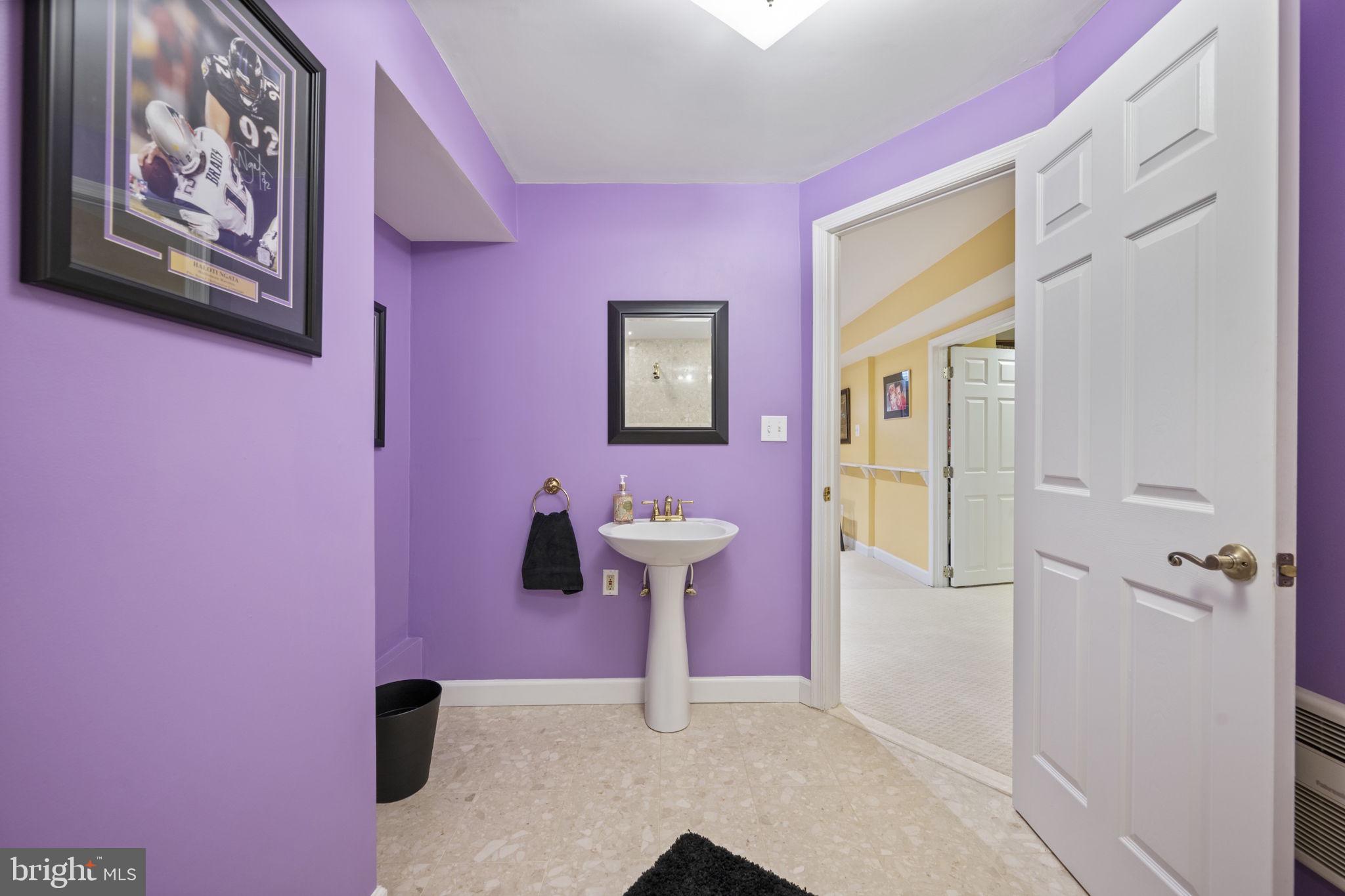 PERRY HALL - Residential