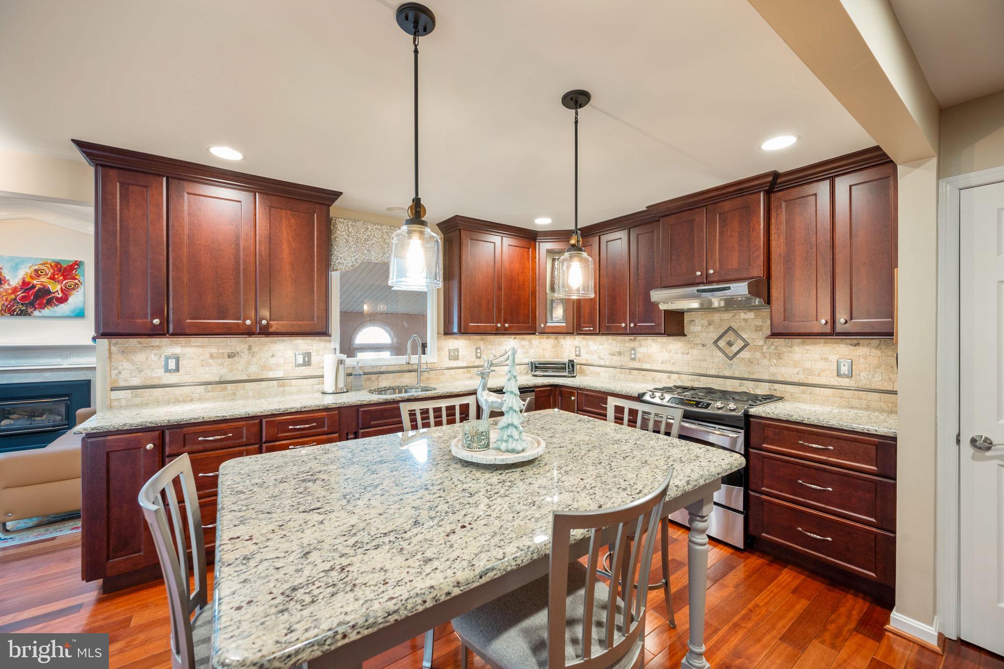 PERRY HALL - Residential