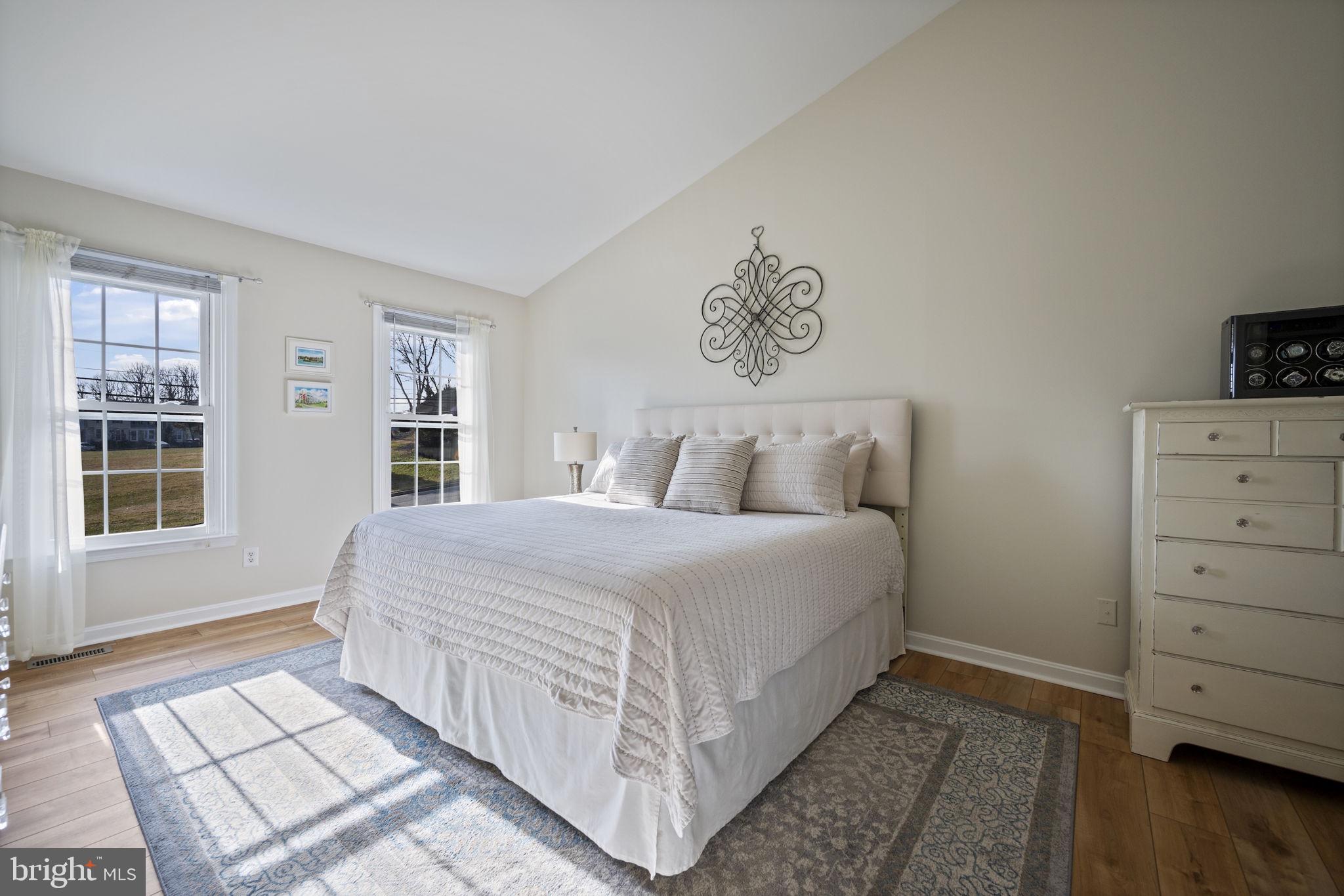 PERRY HALL - Residential