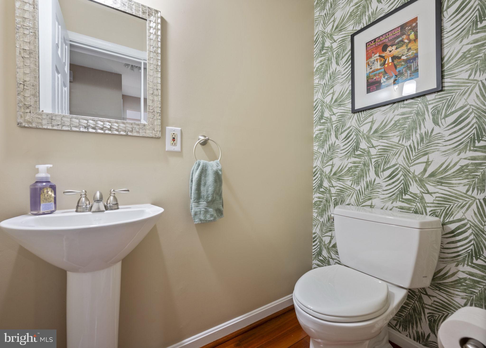 PERRY HALL - Residential