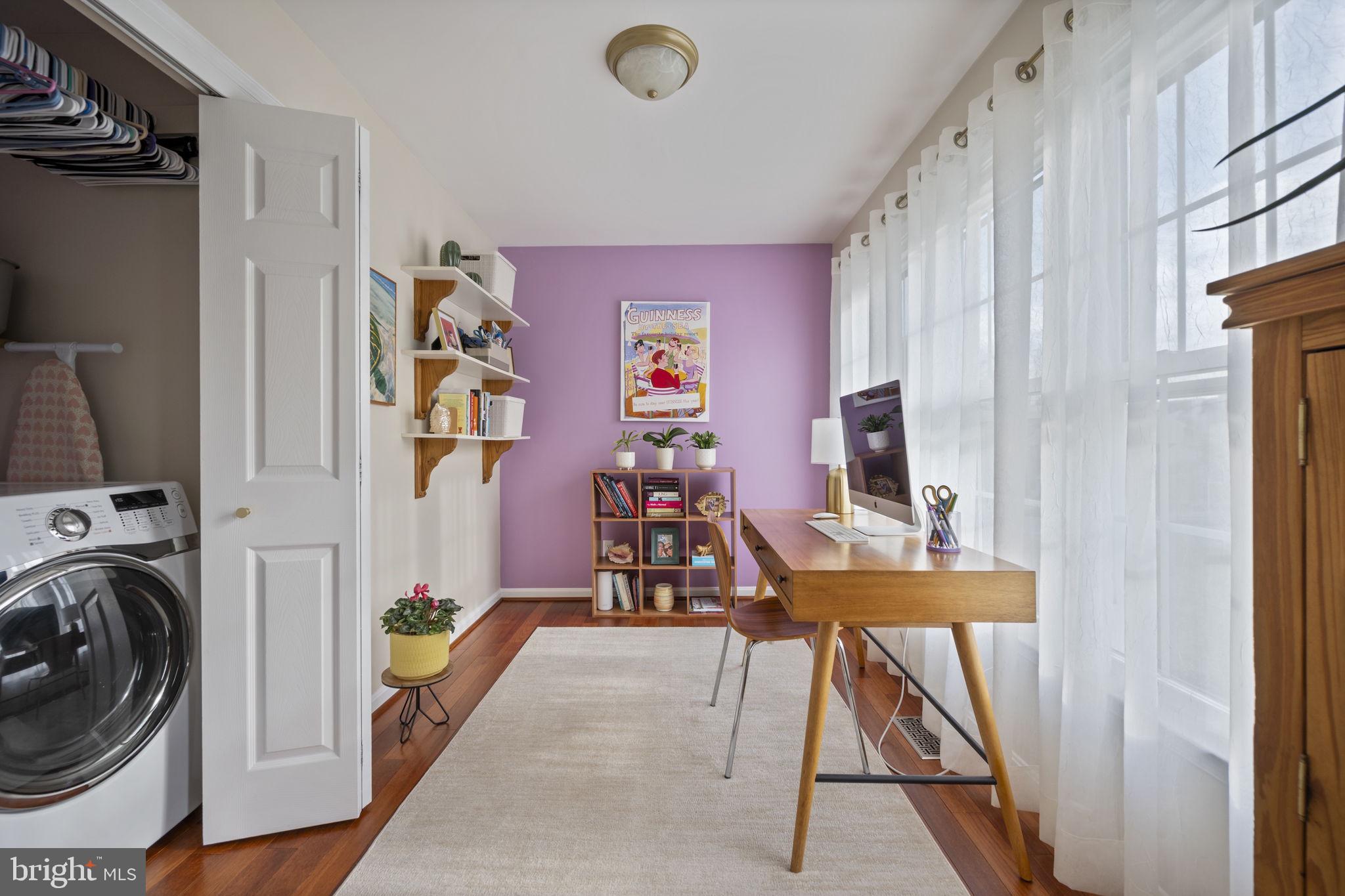 PERRY HALL - Residential