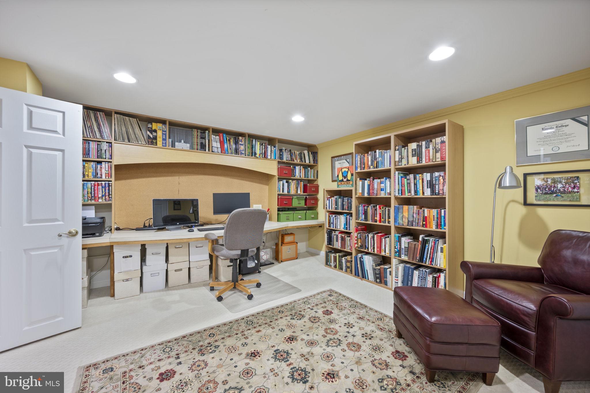 PERRY HALL - Residential