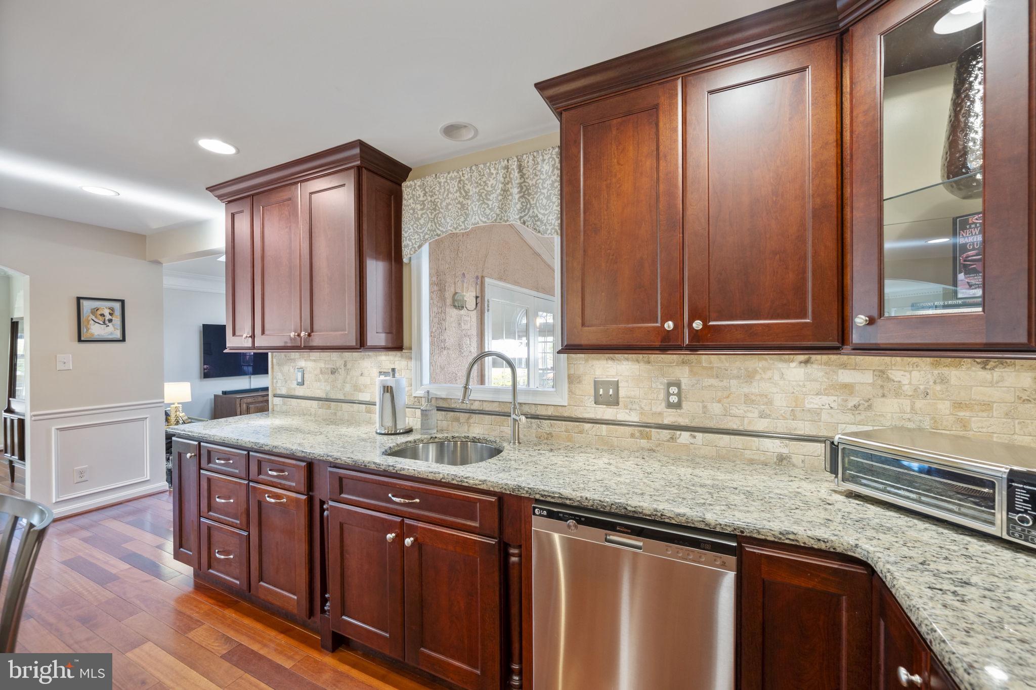 PERRY HALL - Residential