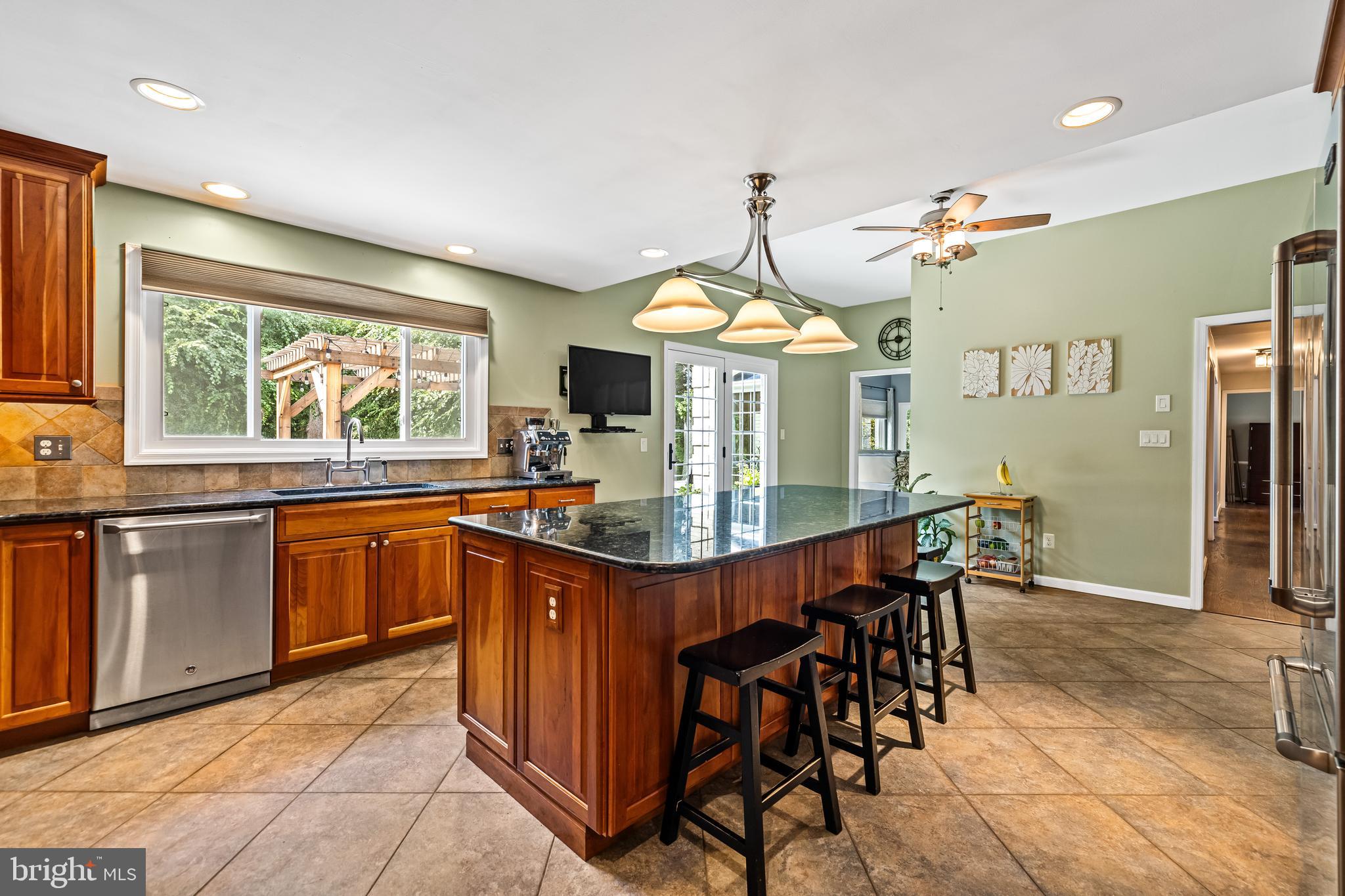 OVERLOOK - Residential