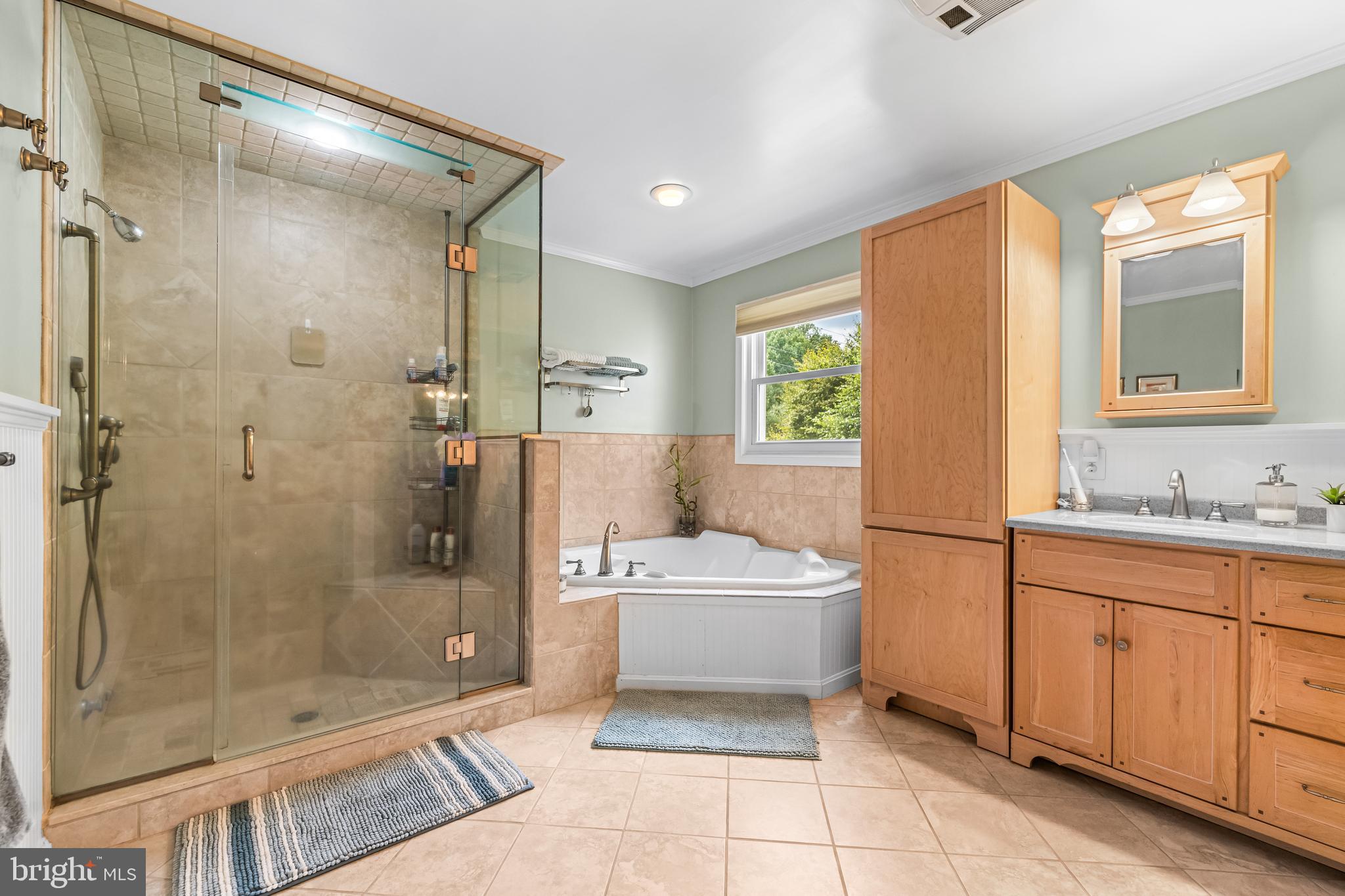 OVERLOOK - Residential