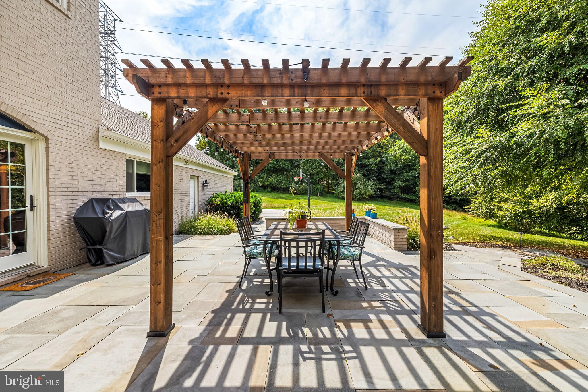 OVERLOOK - Residential