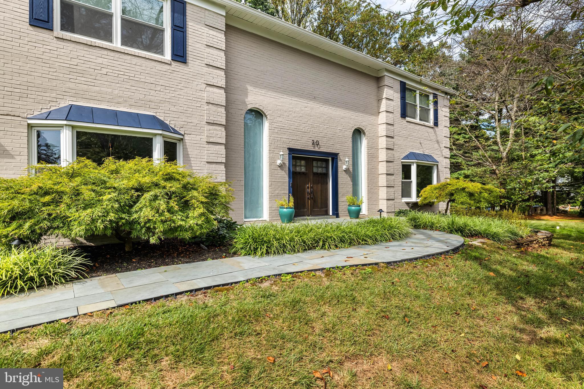 20 HIGHFIELD COURT