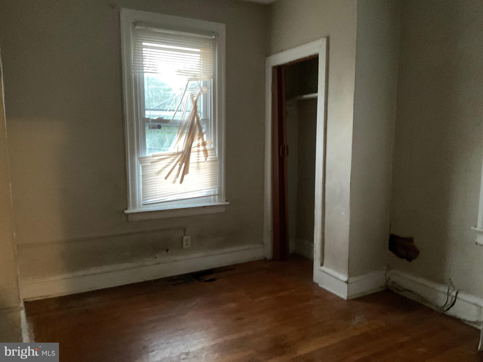 PHILADELPHIA (SOUTHWEST) - Residential