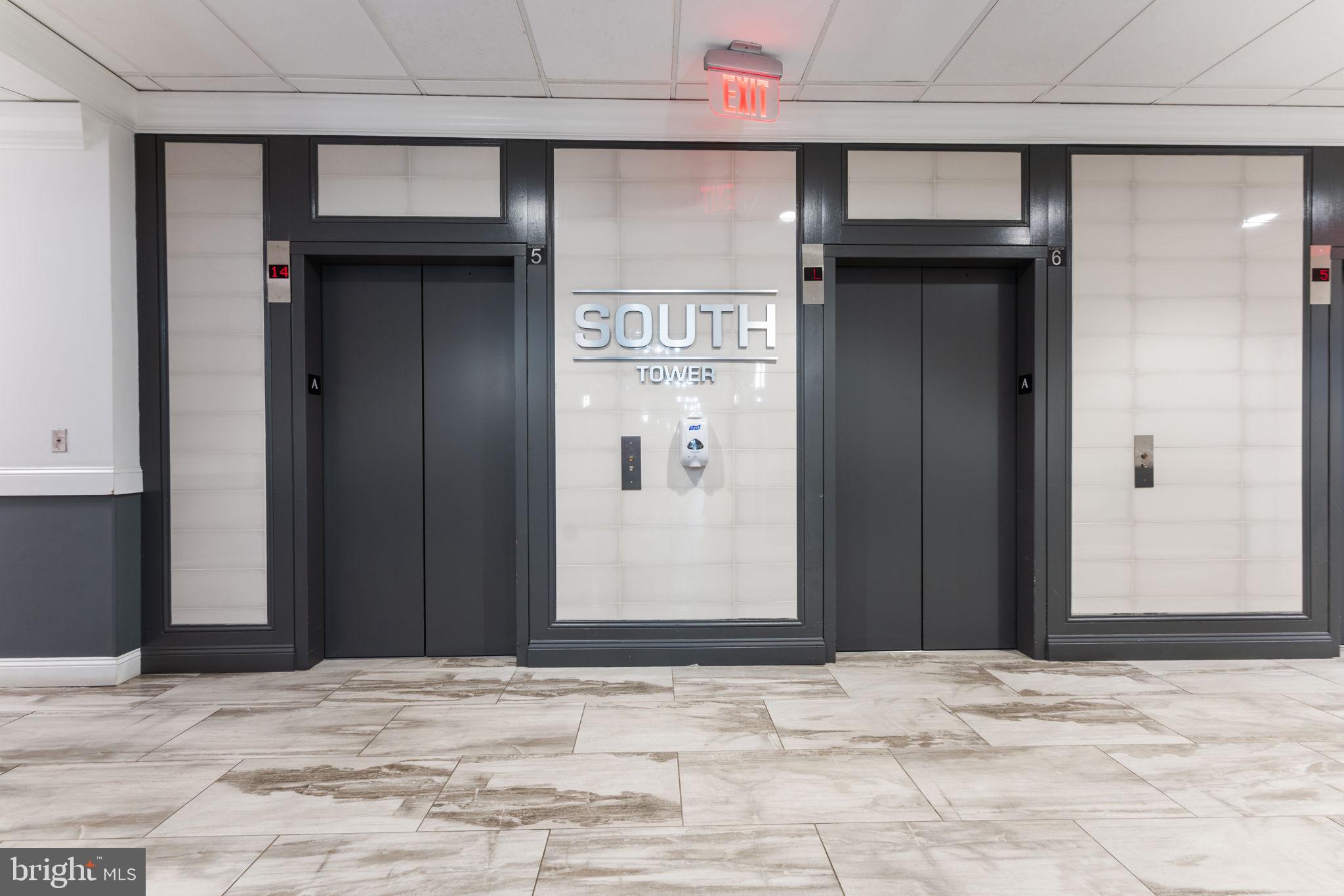 PROMENADE TOWERS - Residential