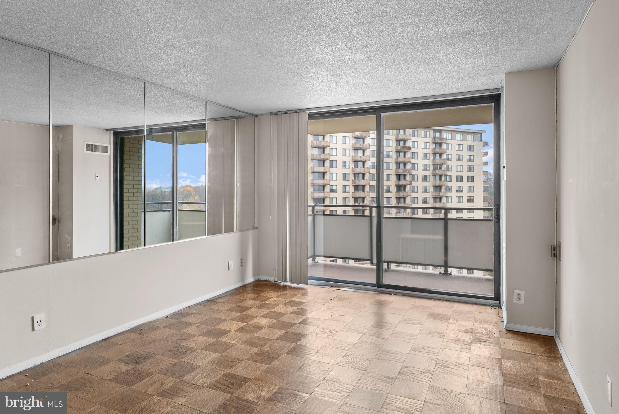 5225 POOKS HILL ROAD 1305N