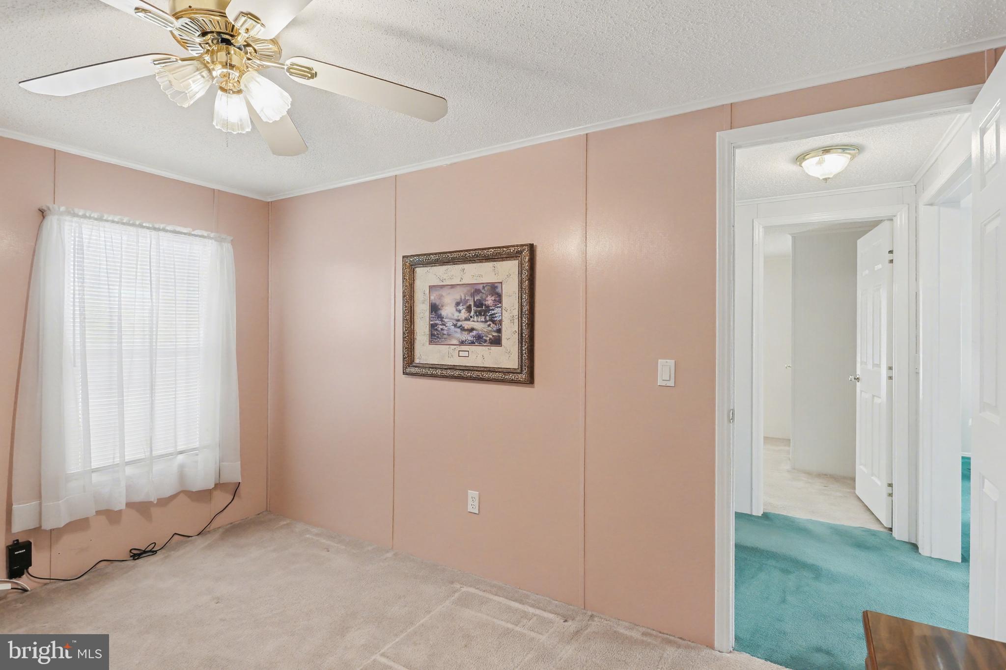 COUNTRY MANOR FARMS - Residential