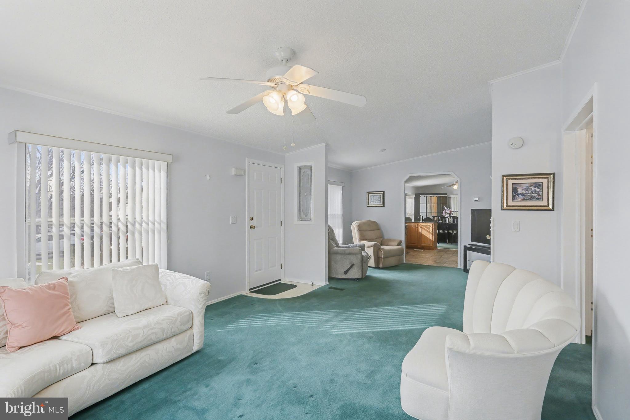 COUNTRY MANOR FARMS - Residential