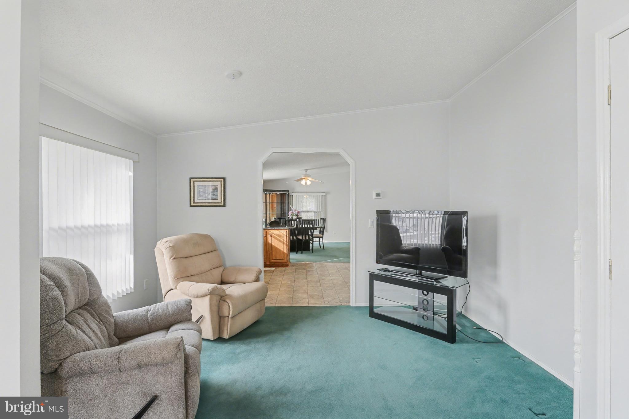 COUNTRY MANOR FARMS - Residential