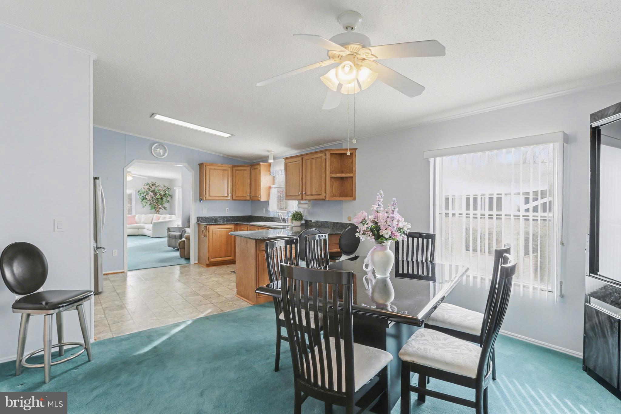 COUNTRY MANOR FARMS - Residential