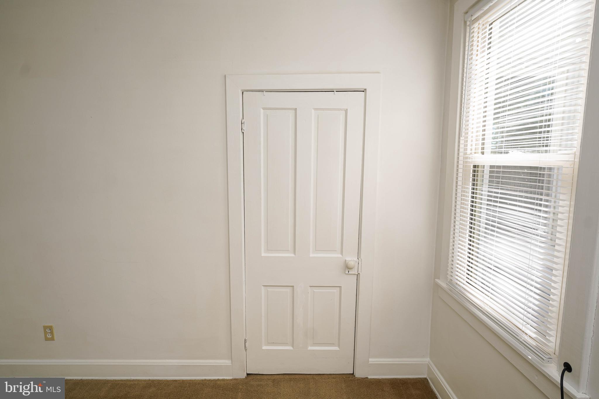 WEST END - Residential Lease