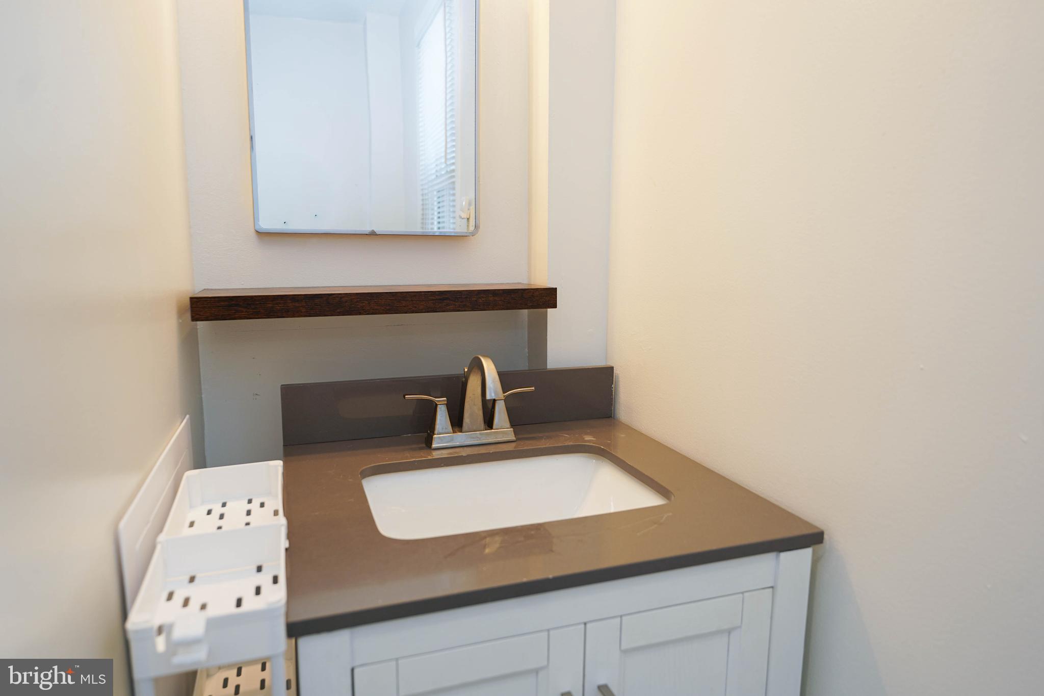 WEST END - Residential Lease