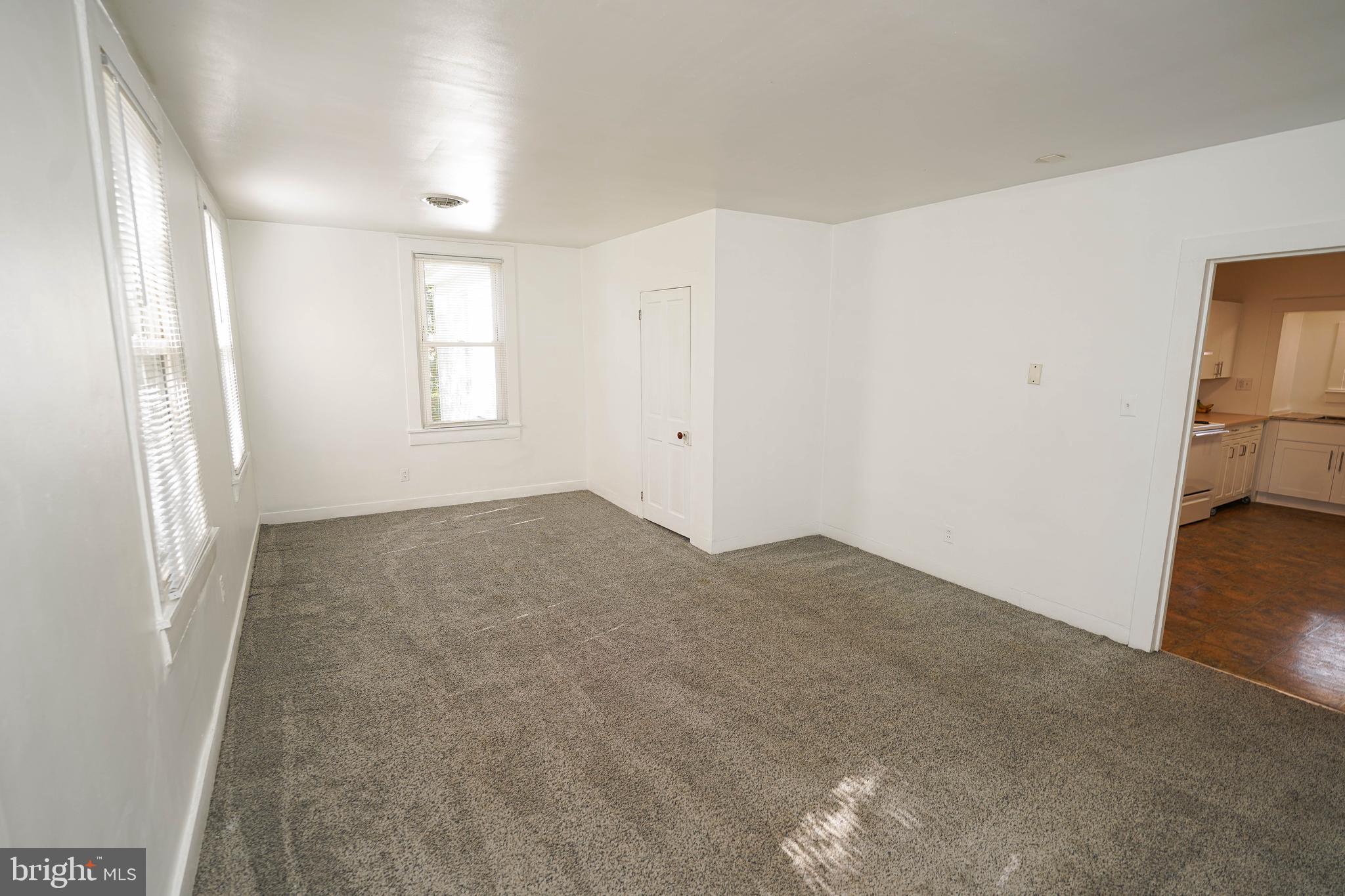 WEST END - Residential Lease