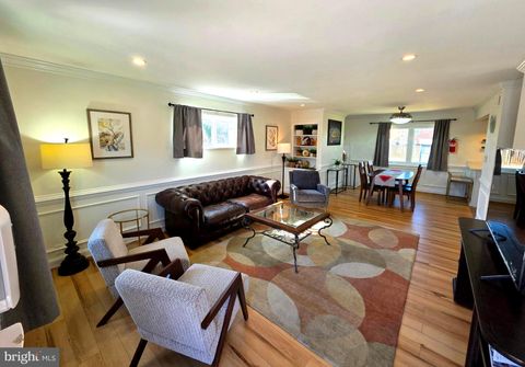 7225 DOMINION DRIVE OXON HILL MD 20745