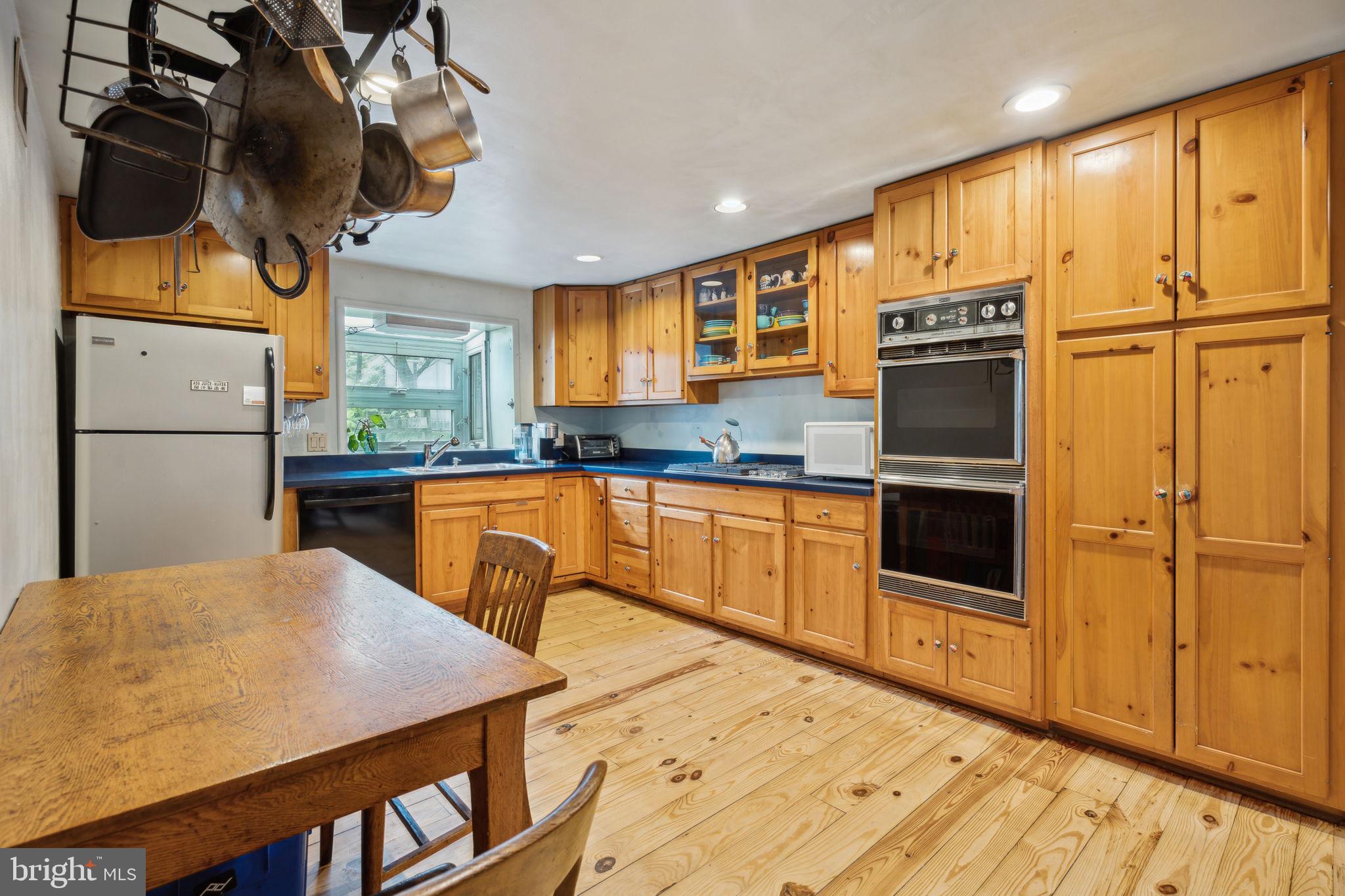 BELLA VISTA - Residential Income