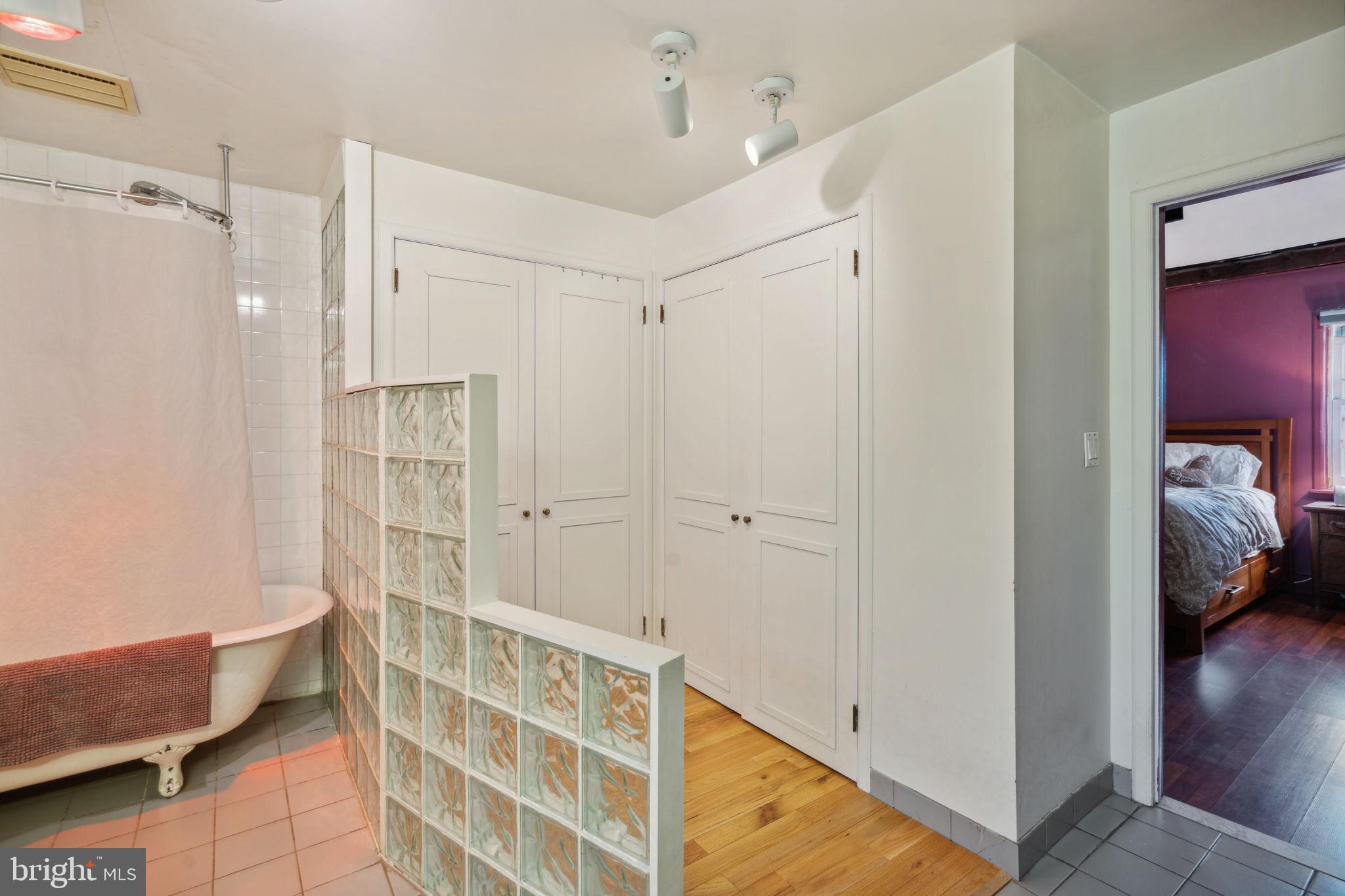 BELLA VISTA - Residential Income