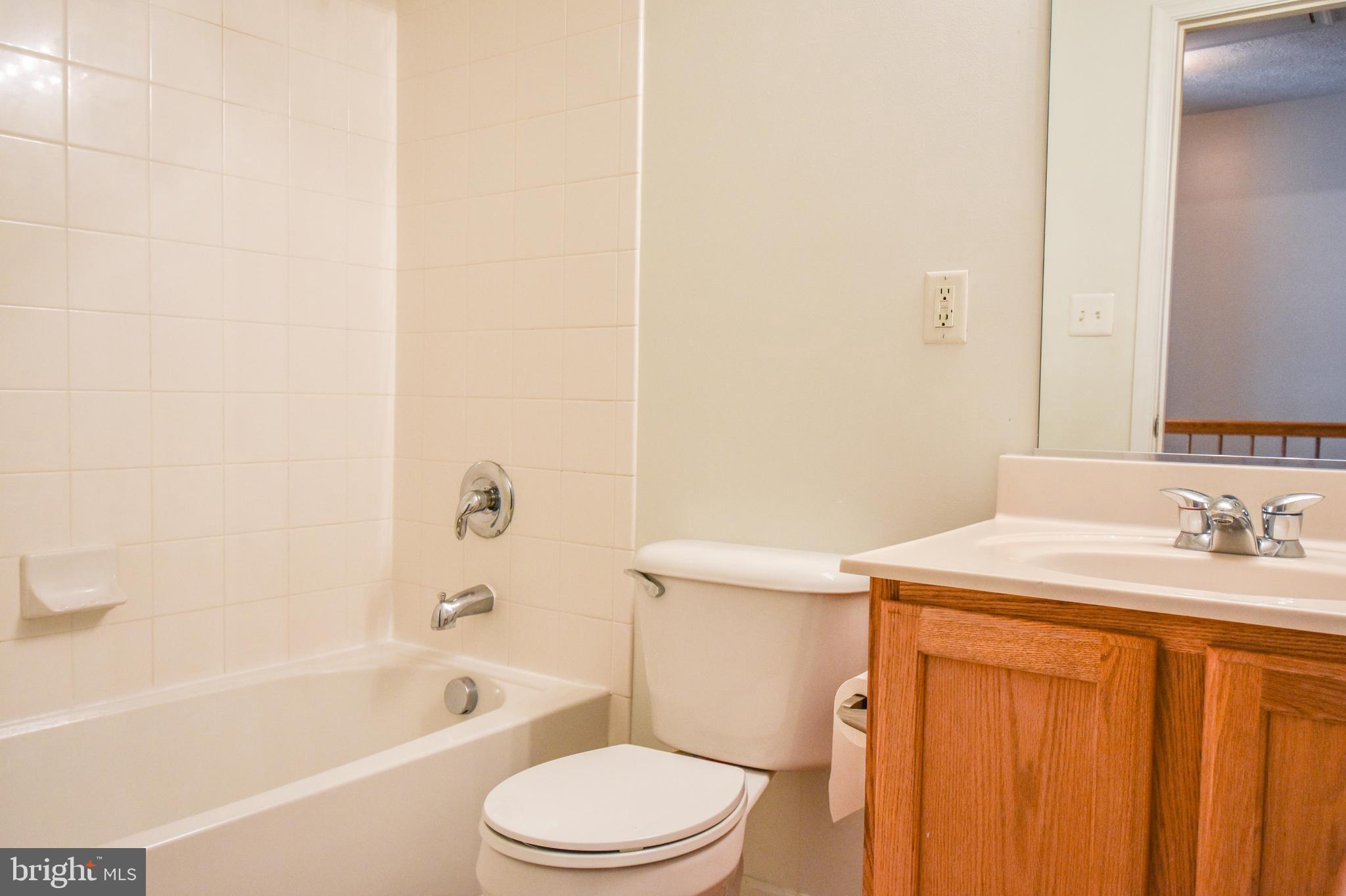 CRAIN SUMMIT - Residential Lease