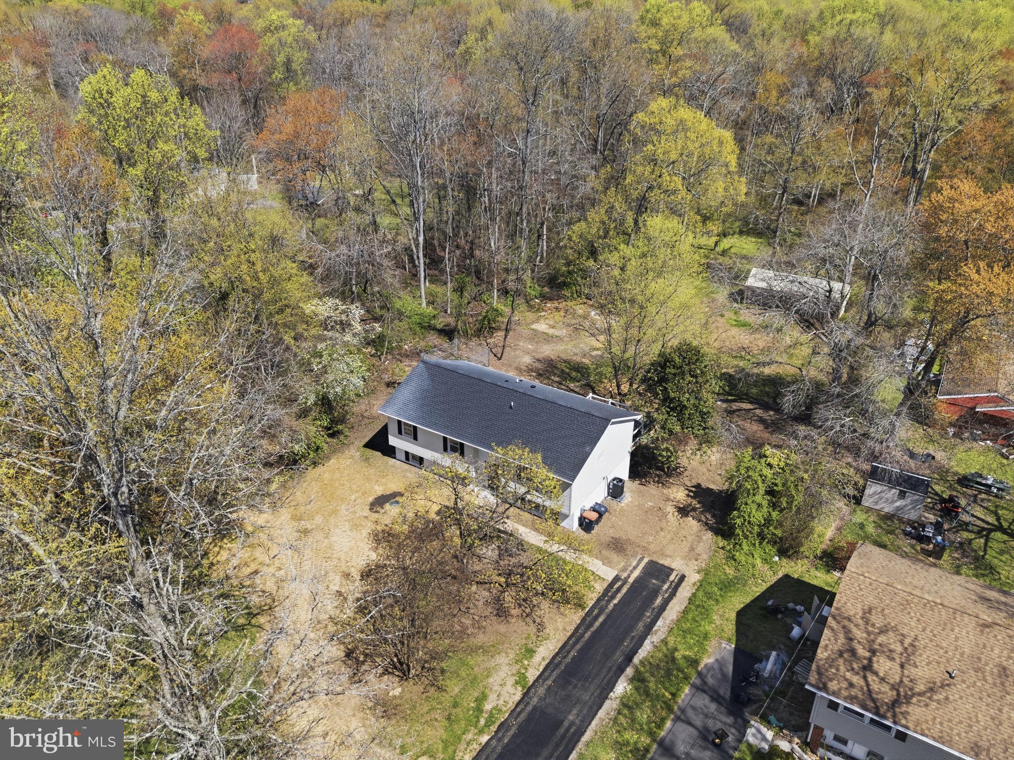 ELKMORE - Residential