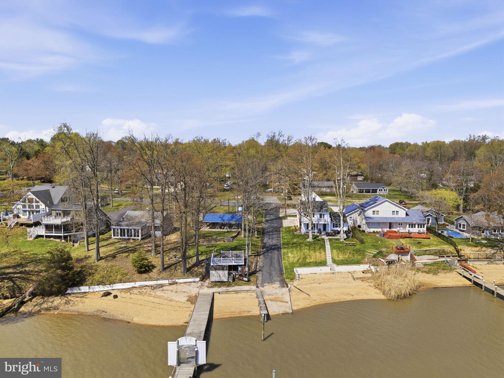 ELKMORE - Residential