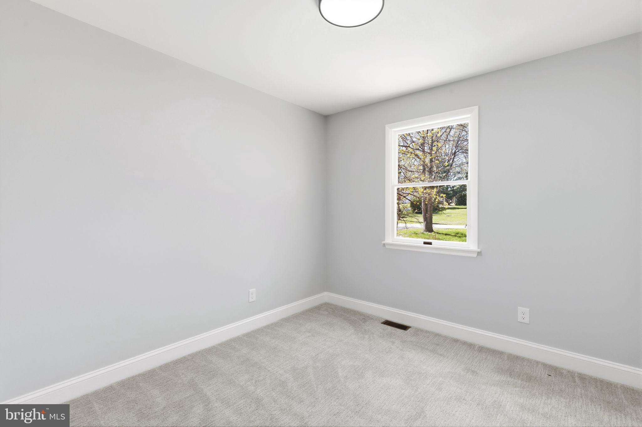 ELKMORE - Residential