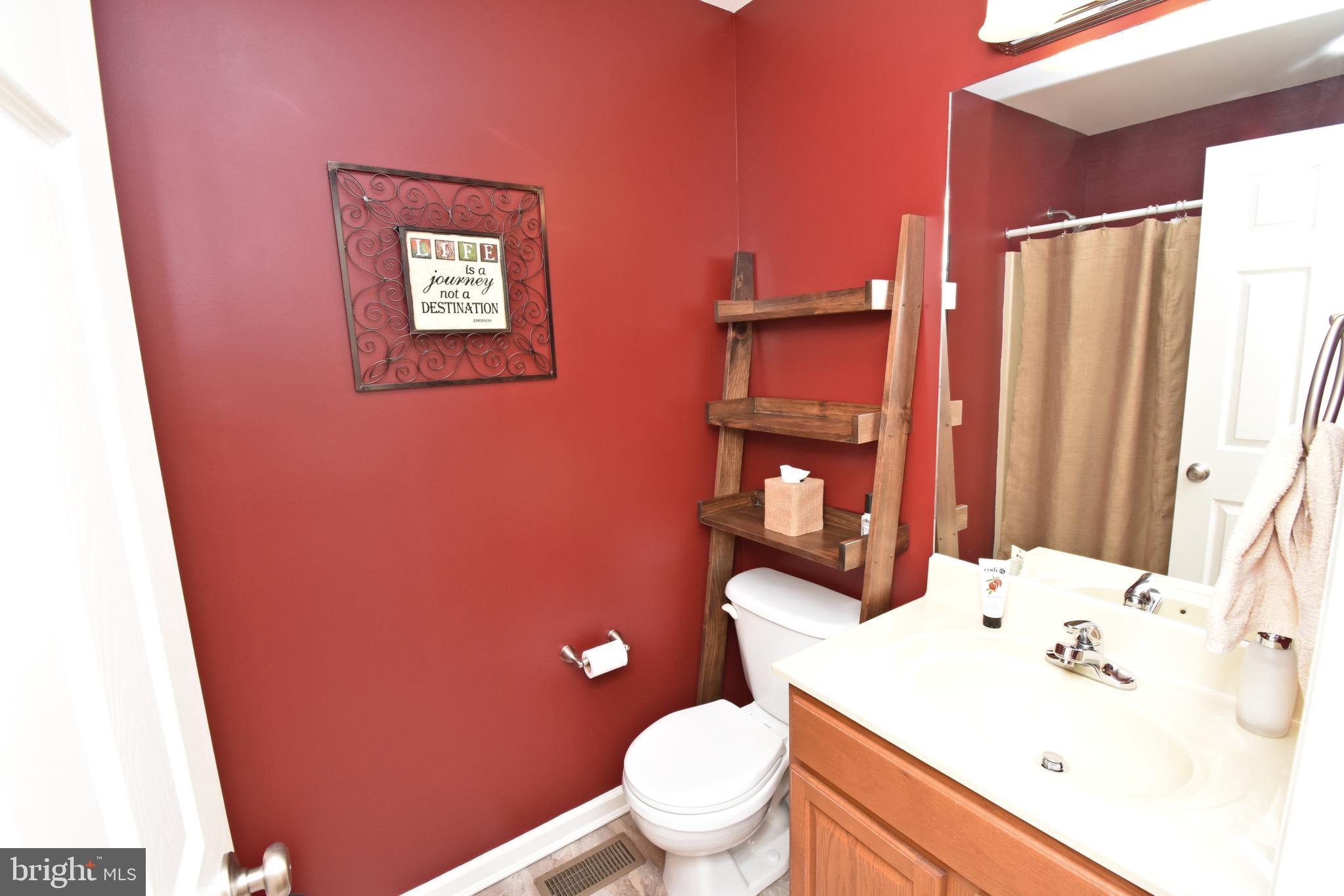 ELLINGTON - Residential