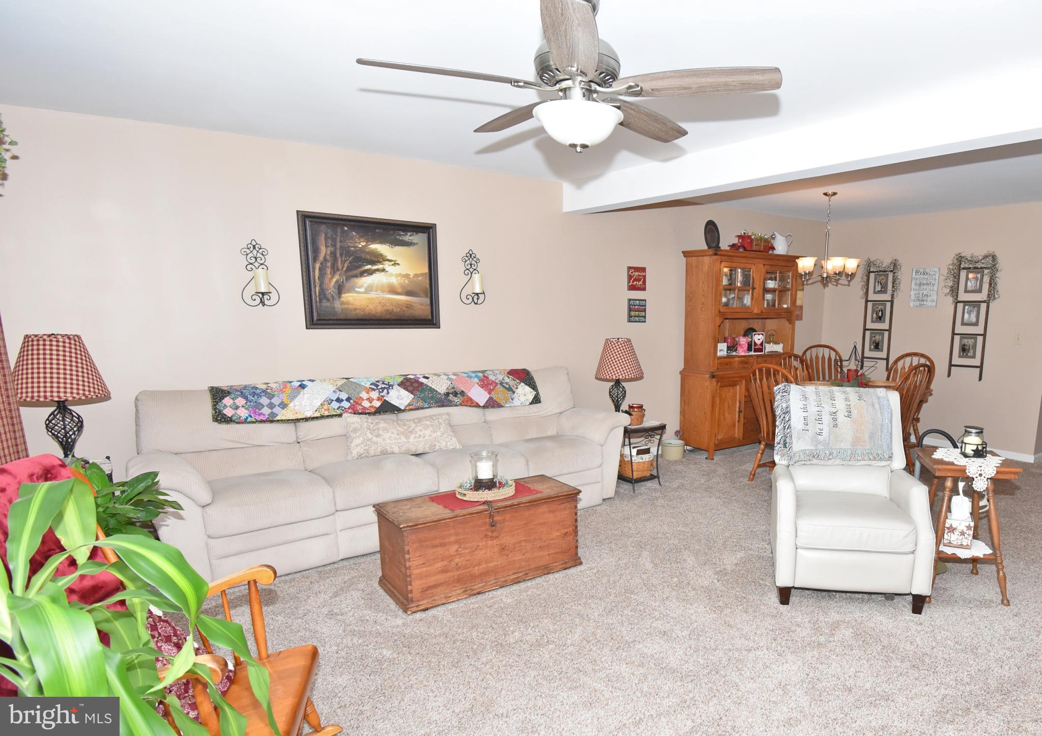 1068 CARAVAN WAY
