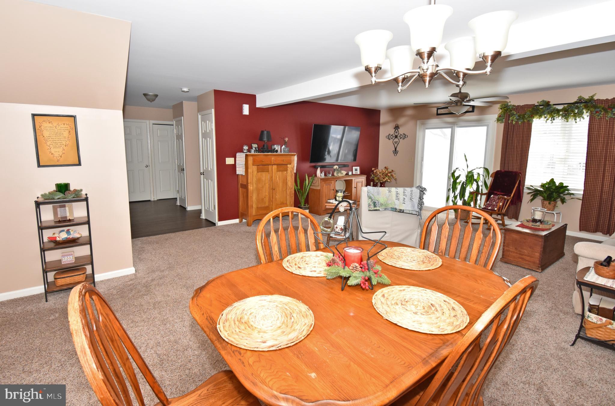 1068 CARAVAN WAY