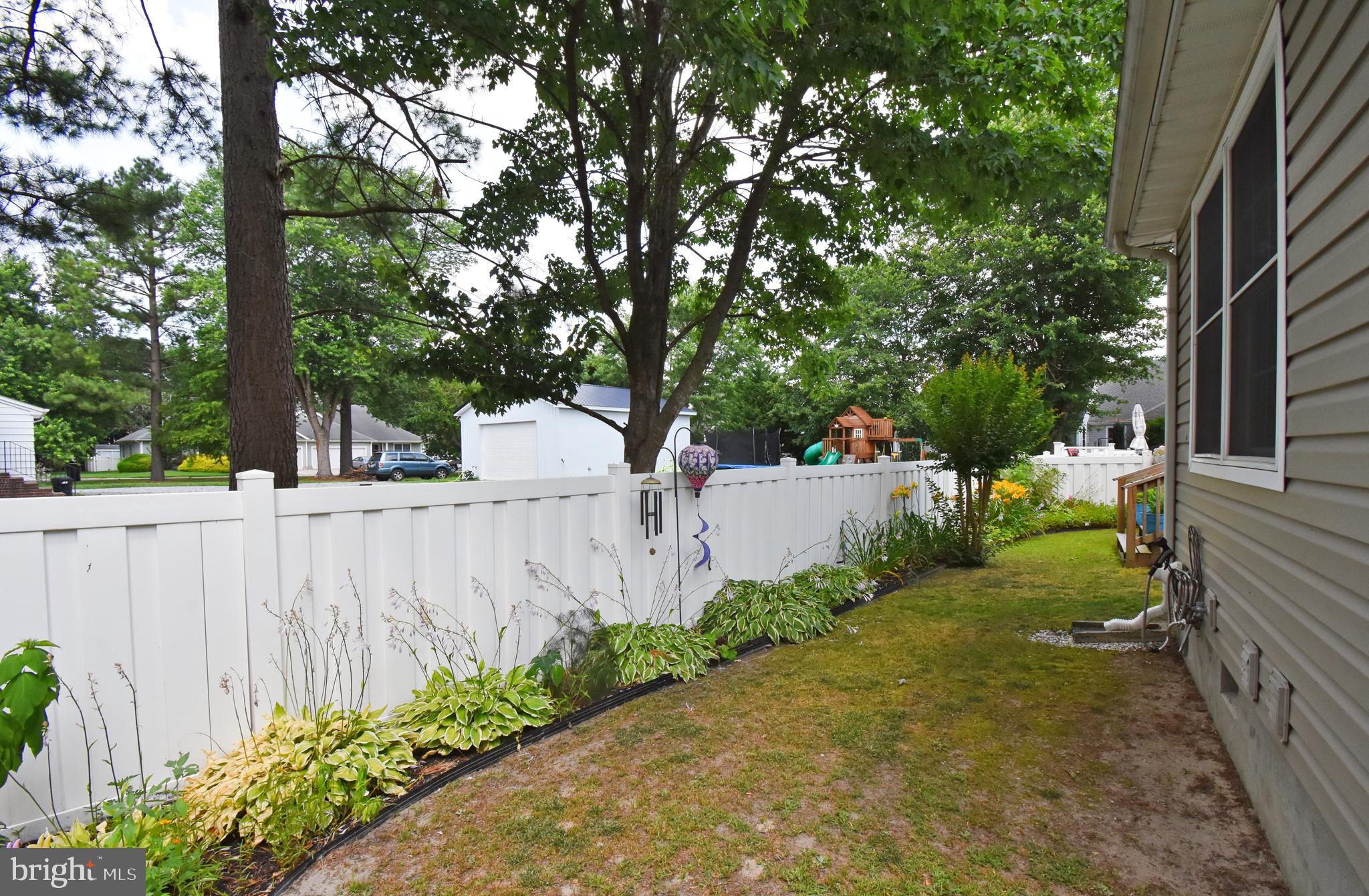 ELLINGTON - Residential