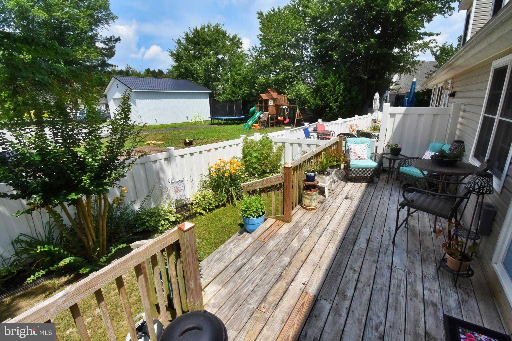 ELLINGTON - Residential