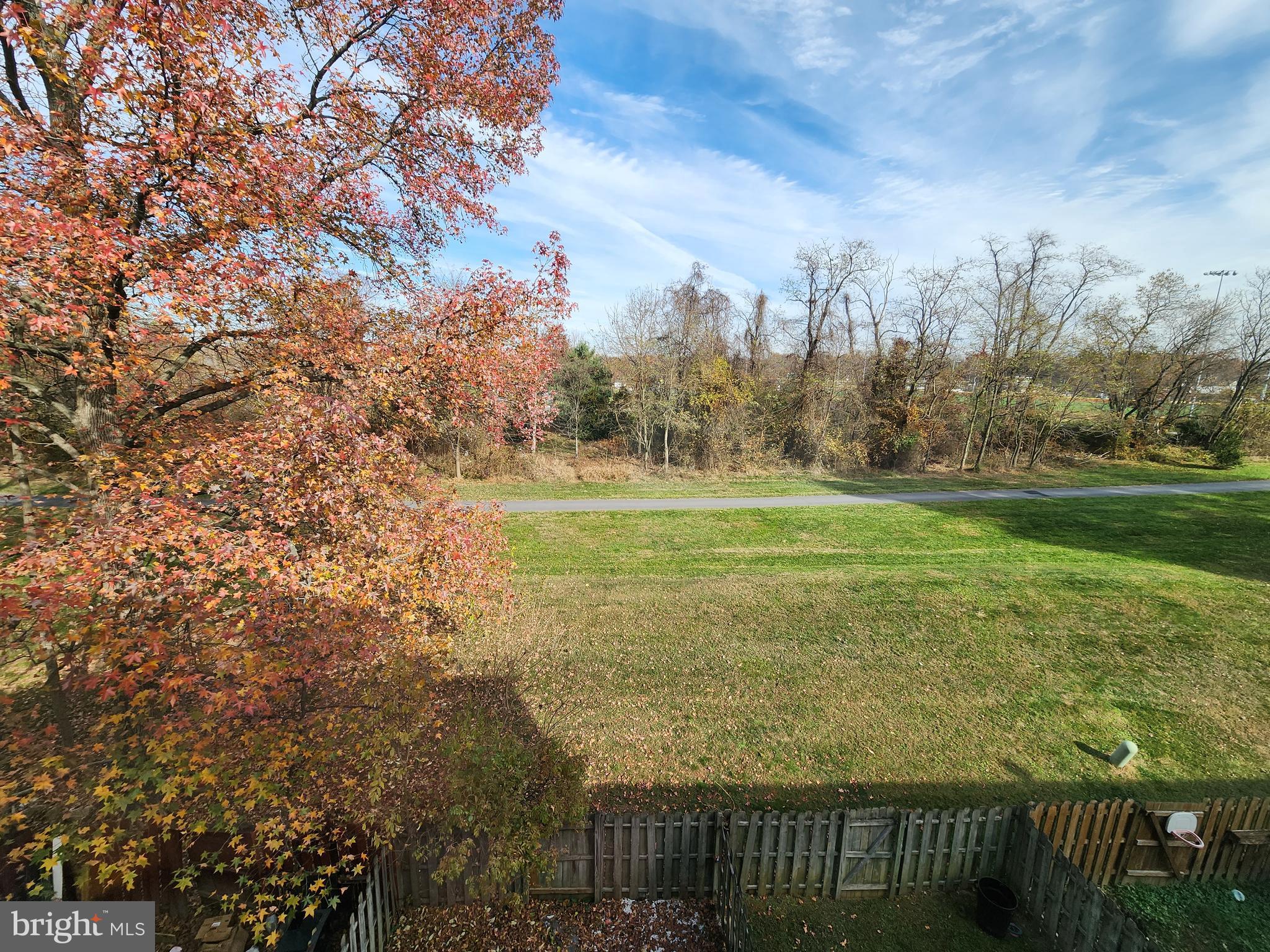 OAKLAND MILLS - Residential Lease