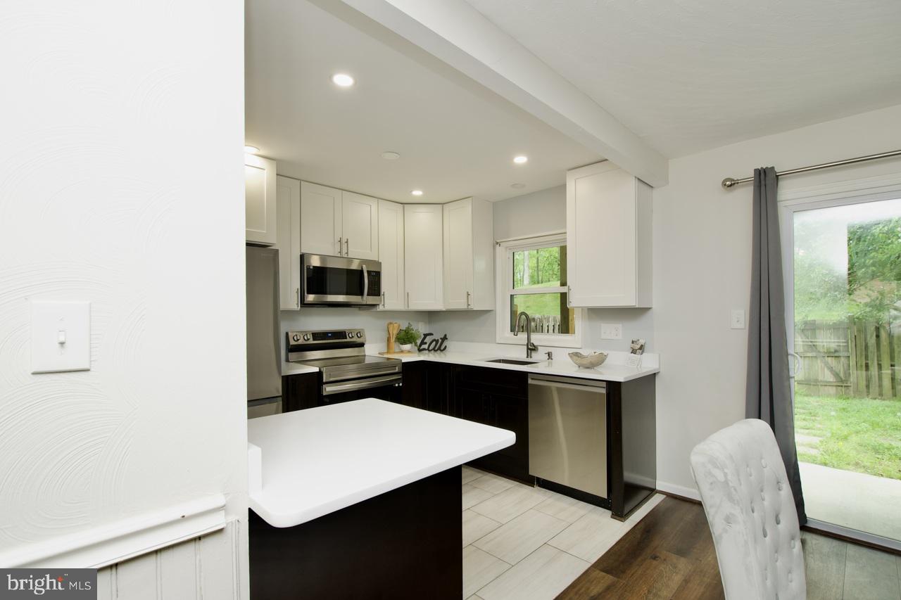 LAKE RIDGE - ANTIETAM - Residential