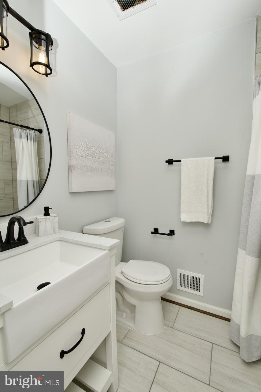 LAKE RIDGE - ANTIETAM - Residential