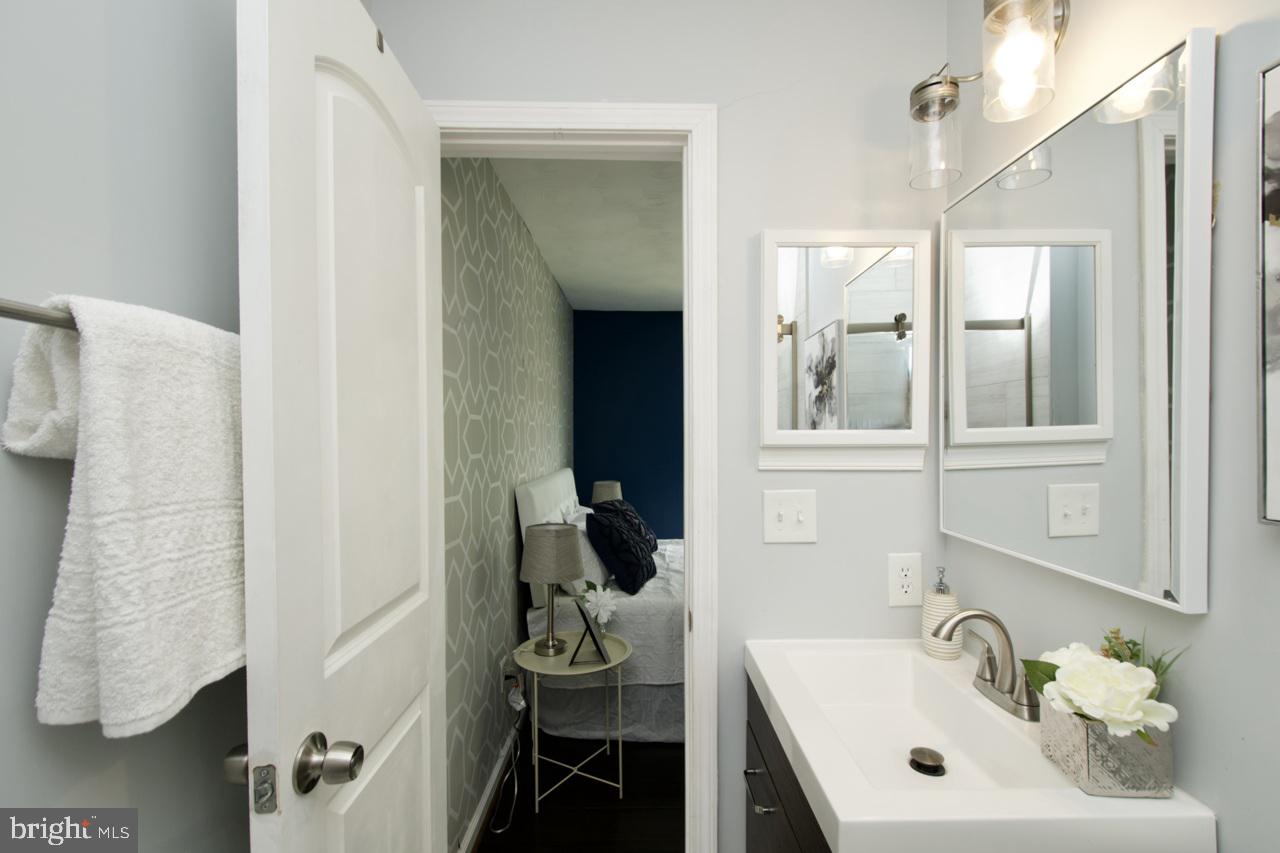 LAKE RIDGE - ANTIETAM - Residential